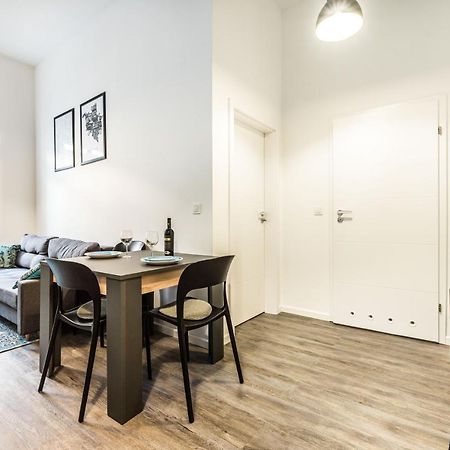 Apartament W Sercu Miasta Poznan Garbary 31 Eksteriør billede
